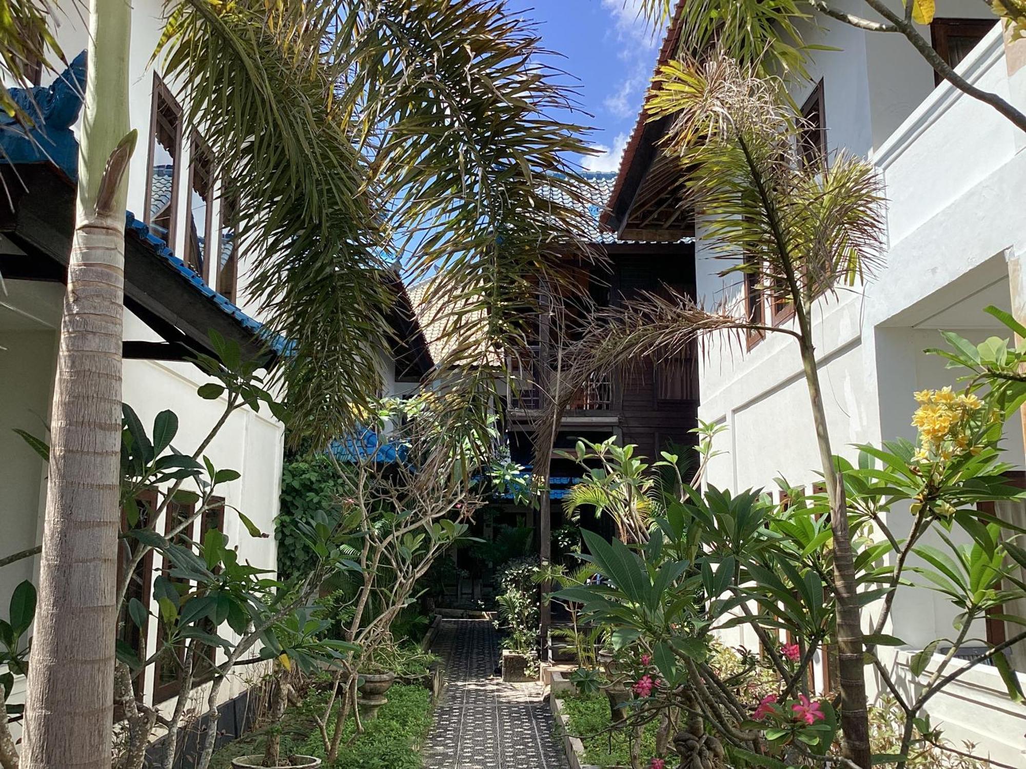 Linda Beach Hotel Lembongan Extérieur photo